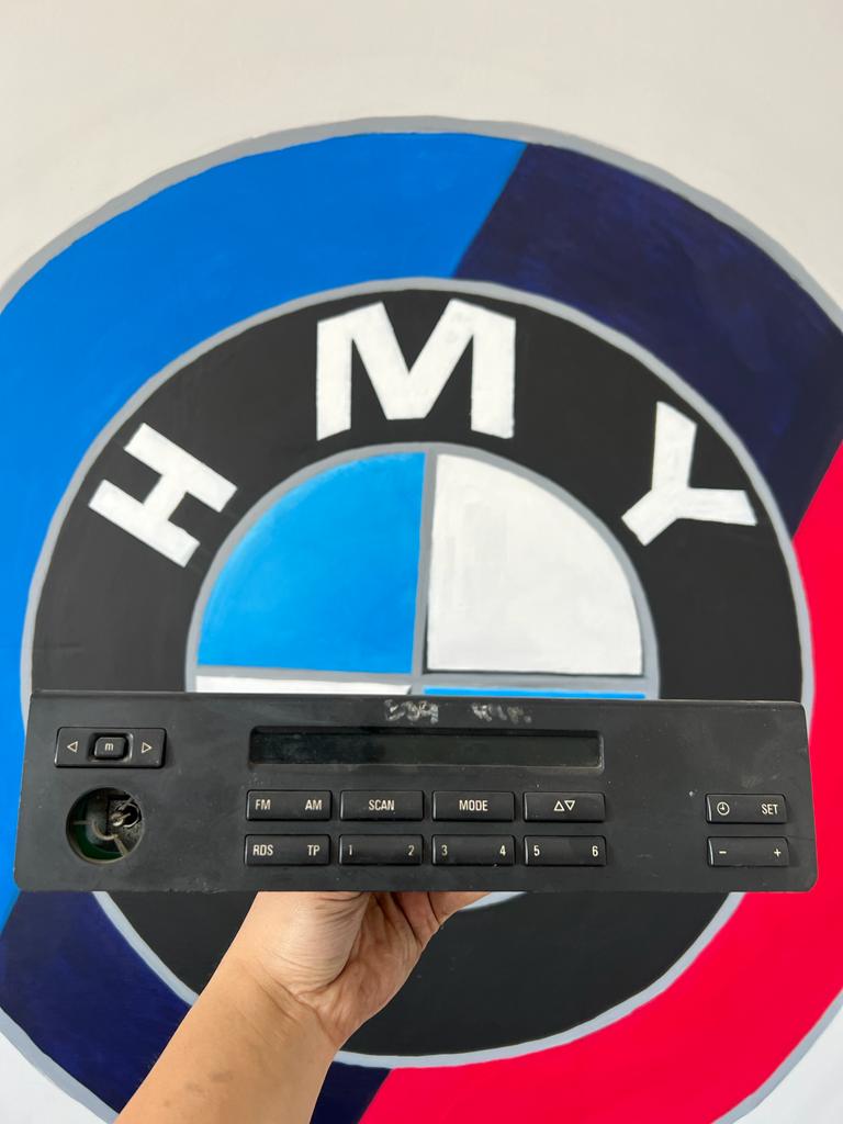 BMW Orijinal Çıkma Radyo CD Ses Kontrol Paneli